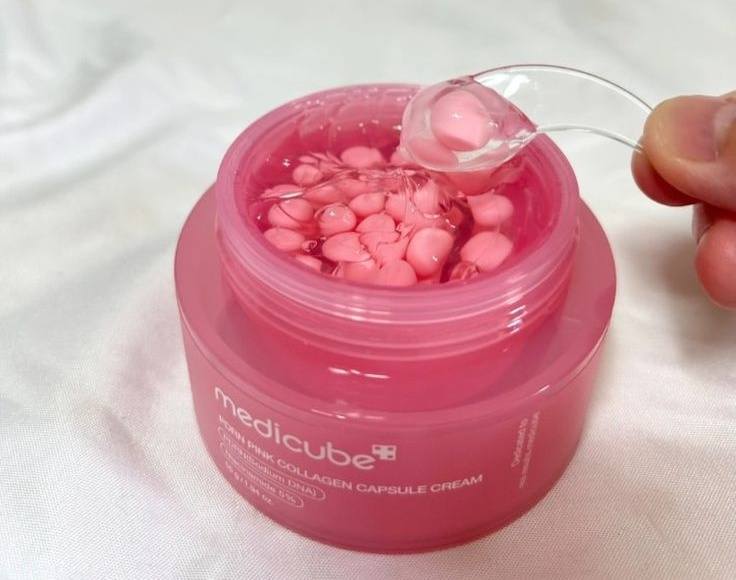 Medicube PDRN Pink Collagen Capsule Cream Bangladesh – Firming & Glow Moisturizer ✨